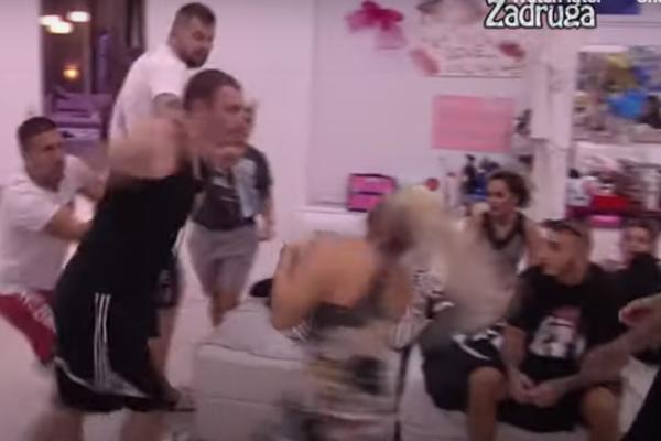 POTPUNI HAOS U ZADRUZI! Toma se zaleteo na Frana, Sanja se našla u SREDINI pa PALA! Obezbeđenje ODMAH REAGOVALO