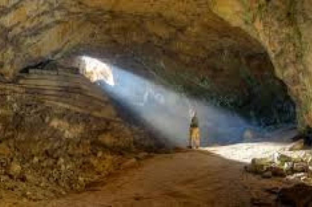 NIKAKO NE ZALAZITE OVDE! Kada čujete kako su nazvali UKLETO mesto i SUJEVERJE KOJE VAM SLEDI - Razmislićete 2 puta!