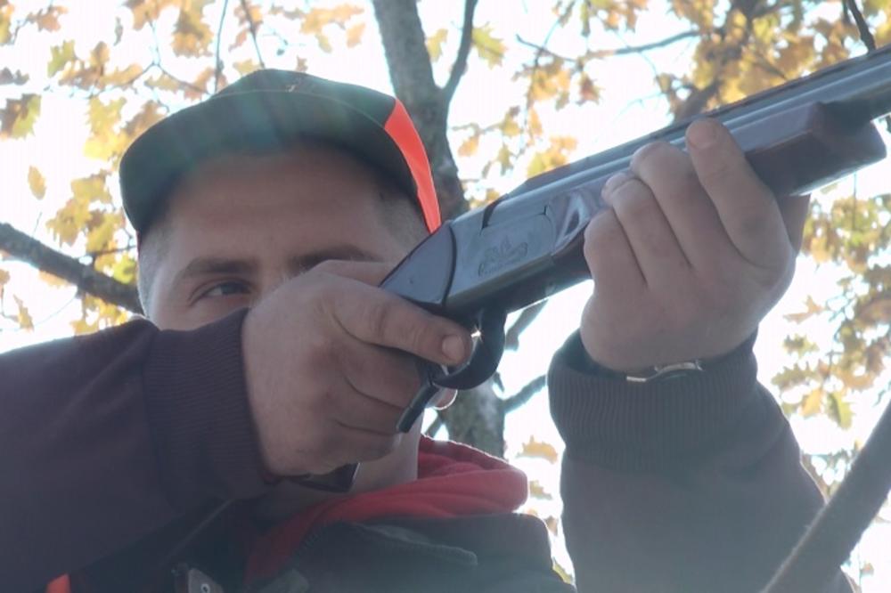 NAJJAČI VIC KOJI ĆETE DANIMA PREPRIČAVATI KOLIKO JE DOBAR: Otišao Haso kod lovca...