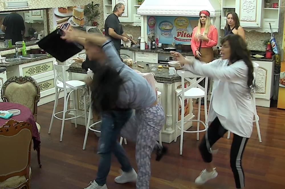 RIJALITI UČESNIK S KNEDLOM U GRLU ISPRIČAO JEZIVE DETALJE! "Jurila me je RUSKA MAFIJA, jedva sam ostao ŽIV!