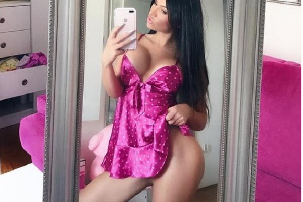 STANIJA DOŠLA U EMISIJU BEZ GAĆICA! Pozirala u crvenoj haljini pa sve pokazala! (FOTO)