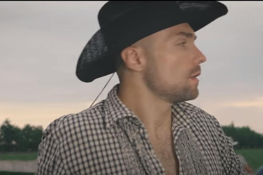 POZNATI MUZIČAR DOŽIVEO VELIKU TRAGEDIJU! Ovo je strašno, sve se desilo u sekundi