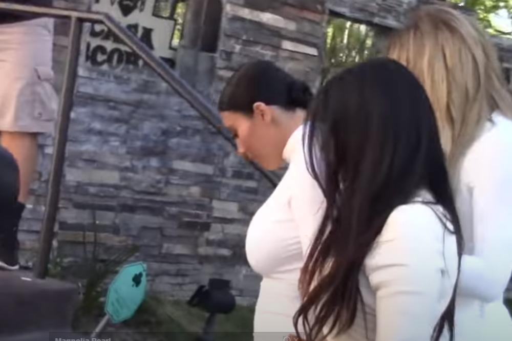 PLAVE HIRURŠKE MASKE MOGU DA IZAZOVU RAK: Zbog izjave zvezde koju svi znamo ljudi u šoku