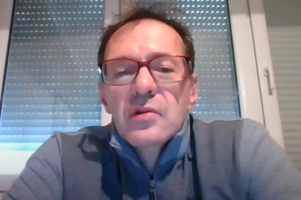 GOSPODINE, MOLIMO VAS DA ODMAH PRESTANETE DA KORISTITE REČ UNESKO! Poslednje upozorenje za Vojina Rakića