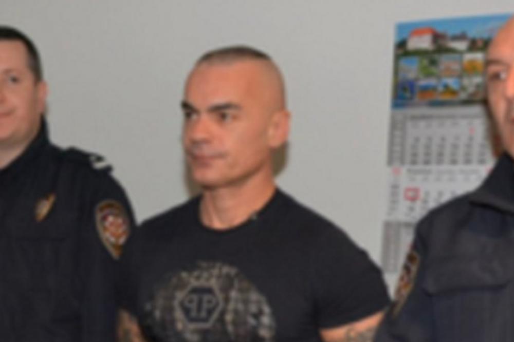 SASLUŠANJE UBICE IZ ARANDJELOVCA: Saša ispalio metak u Dragana sa prozora, a onda sišao u dvorište da ga DOKRAJČI!