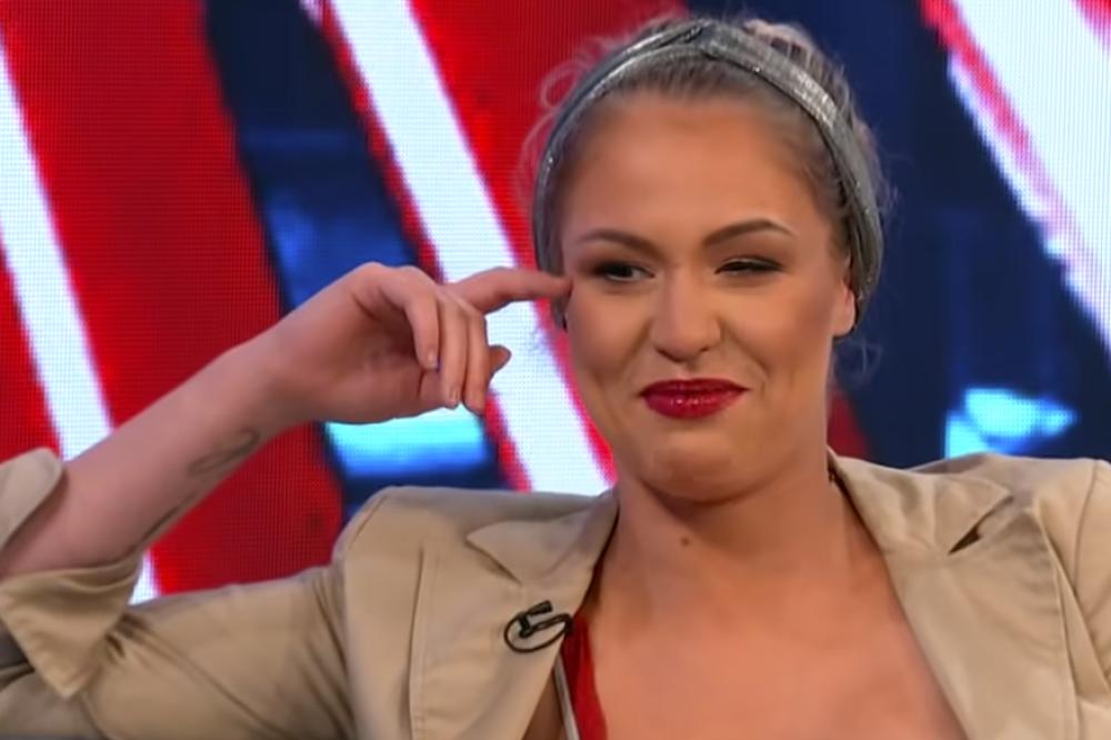 PEKAO ME JE VRELIM TIGANJEM, ŠUTIRAO! Rea podnela KRIVIČNU PRIJAVU protiv Tomovića i Čorbe zbog ZLOSTAVLJANJA!