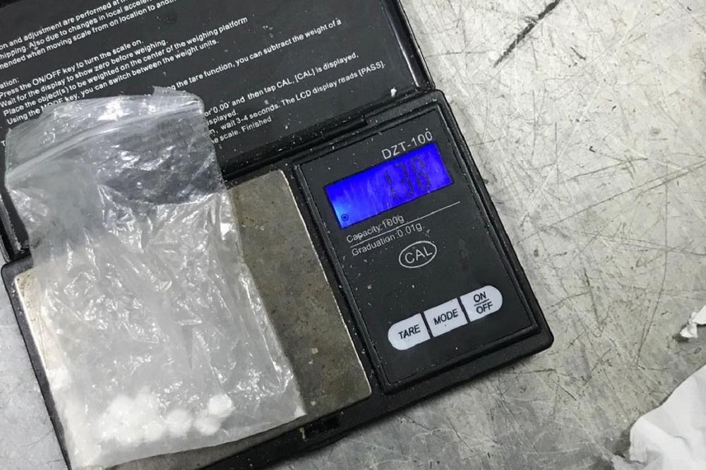 GOSPOĐA (51) NAPRAVILA HAOS NA HORGOŠU: U gaćama iskočila kroz prozor, kad je zinula shvatili su zašto hoće da beži