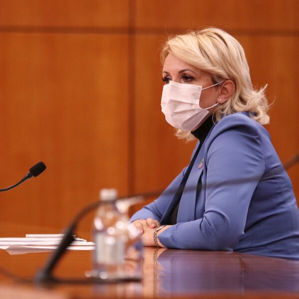 DR KISIĆ ZA ESPRESO: Znam da zvučim hladno, ali ako VOLIMO SVOJU PORODICU, SLAVIĆEMO ISKLJUČIVO OVAKO!