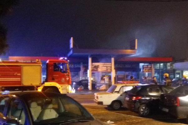 KATASTROFA U PIROTU: Zgrada se pretvorila u pepeo, vatrogasci nisu mogli ništa, BITNO DA JE ONA ŽIVA