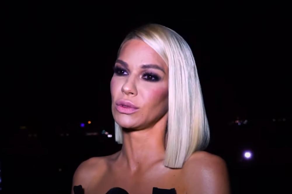 SAD SVI ZNAMO KAKO IZGLEDA STAN NATAŠE BEKVALAC: Pevačica uslikala svoju PRIVATNOST pa javno podelila sa svima!