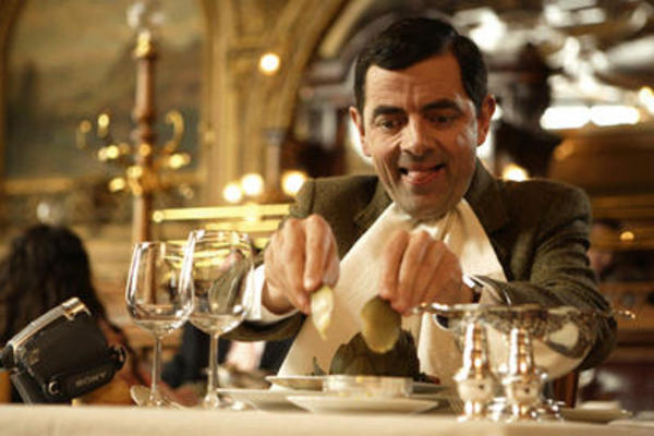 KO BI REKAO DA JE OVO ON URADIO? Mister Bin varao ženu sa 26 godine MLAĐOM: Zar GODIŠTE njegove ćerke?