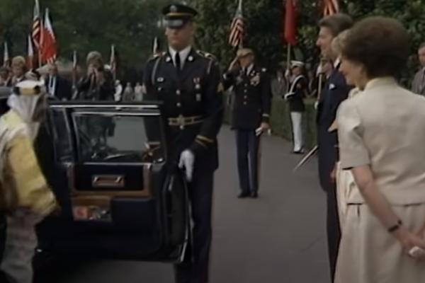 BOLNO, PREMINUO JE I ON: Premijer je danima ležao na Klinici!