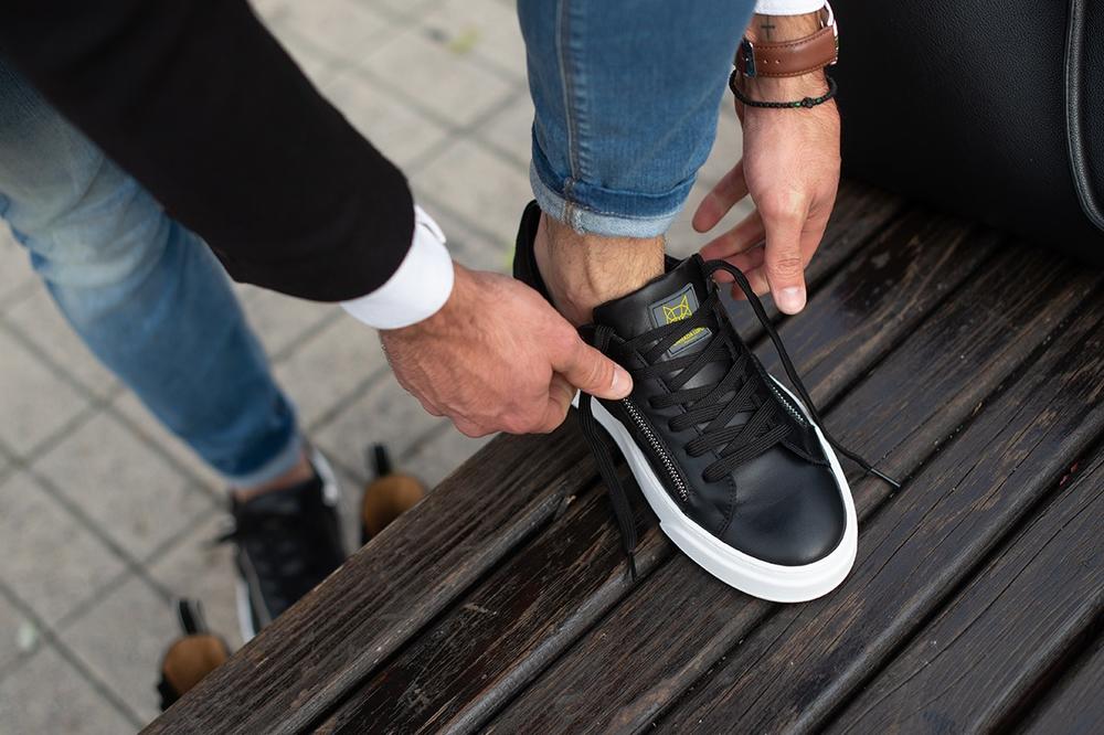 BUDITE JEDINSTVENI: Najbolji izbor muške obuće naći ćete ovde, kvalitet je zagarantovan!