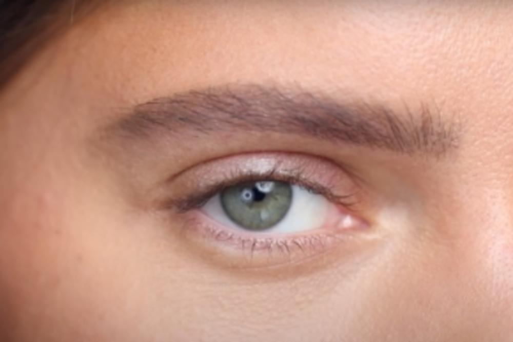 HIT JESENI! Crni AJLAJNER može u smeće! Zamena je STO PUTA BOLJA!