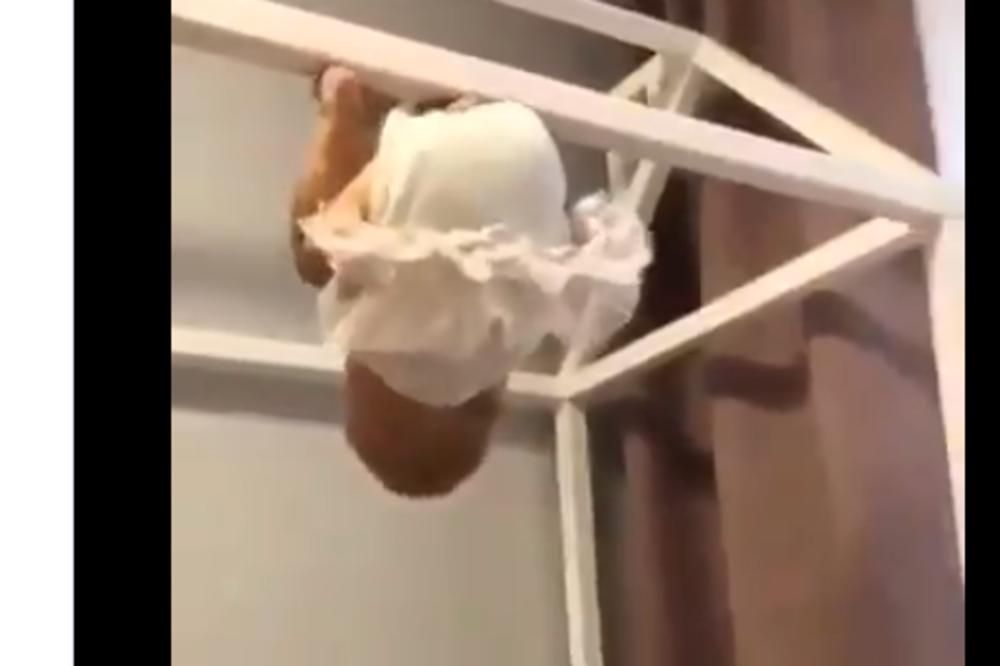 OVA BEBA NIJE KAO OSTALE BEBE: Kad vidite šta radi, OSTAĆETE BEZ REČI! (VIDEO)