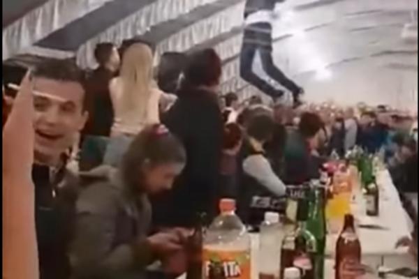 OVO ŠTO JE SRBIN URADIO NA SVADBI NEMA NI U NINDŽA RATNICIMA! Svi ZABEZEKNUTO GLEDALI, niko ne veruje očima (VIDEO)