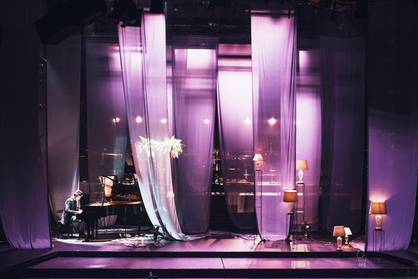 POGLEDAJTE KAKO JE IZGLEDAO NAJPRESTIŽNIJI MODNI DOGAĐAJ GODINE: Prvi put u istoriji ODRŽAN je online! (FOTO)