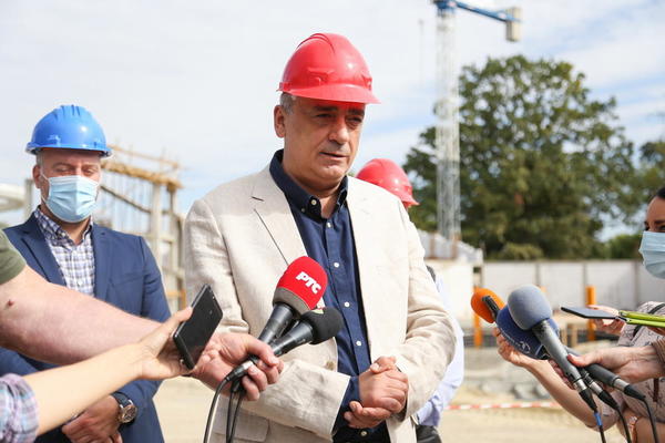 SUBOTICA: Gradonačelnik Bakić obišao radove na izgradnji spa centra sa akva parkom na Paliću