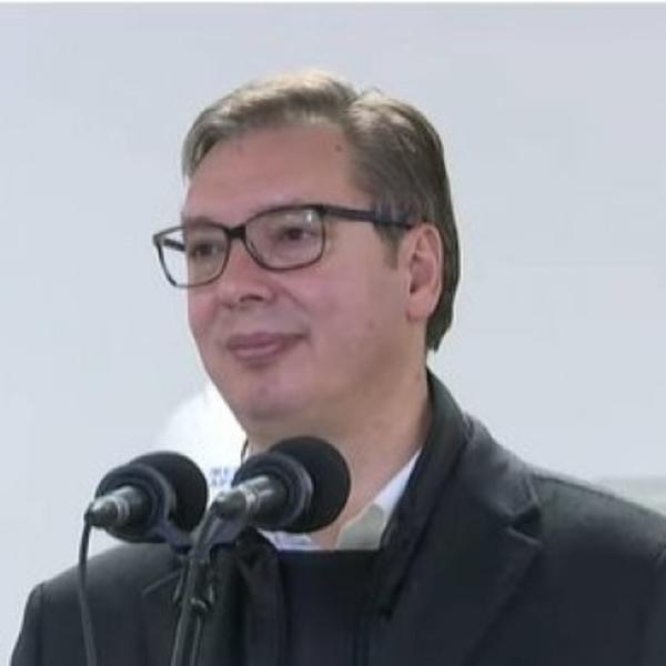 Vučić u bolnici u kojoj je smešten patrijarh - Irinej priključen na respirator