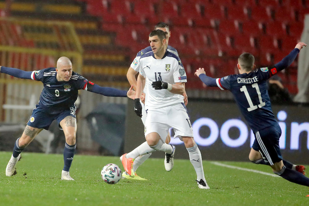 SAVEZ SUSPENDOVAO DVA REPREZENTATIVCA: Zbog privatne žurke koju je prekinula policija dobili kaznu od 7 mečeva!