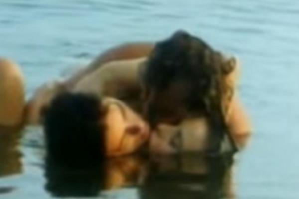 VODIO SAM LJUBAV SA ŽENOM I NJENOM DRUGARICOM: Onda su uradile nešto od čega mi je PRESEO ŽIVOT!