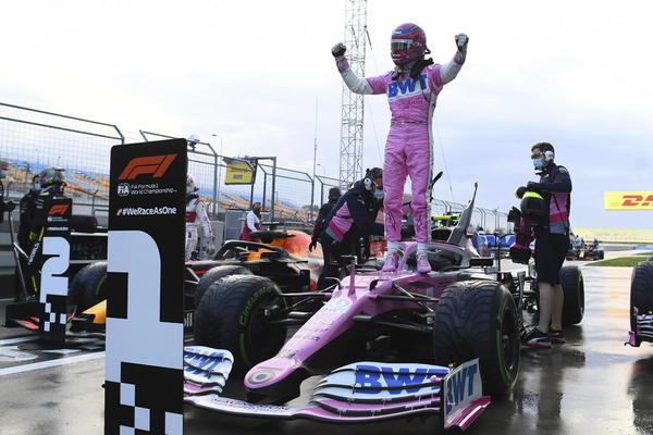 LUIS HAMILTON SE POGUBIO PO PLJUSKU: Jedva prošao prvi krug kvalifikacija, a na pol poziciji iznenađenje!