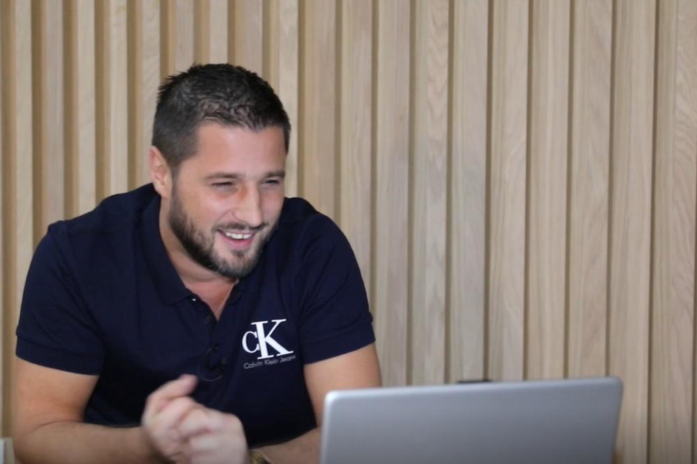 IMA TRUDNU DEVOJKU, A ONI GA URNIŠU! Marka Miljkovića ucenjuju ovim FOTKAMA, žestoko se oglasio na Instagramu!