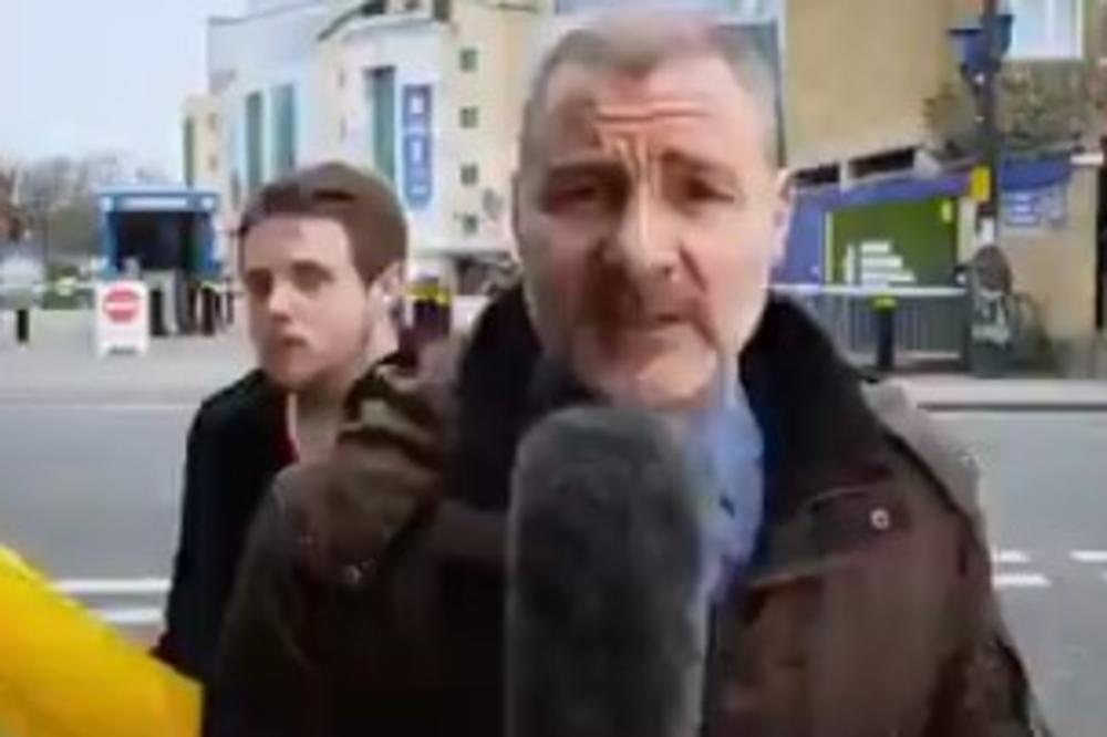REPORTER JE IZVEŠTAVAO SA ULICE, A ONDA MU JE PRIŠAO MOMAK SA DŽINOVSKOM BANANOM: Bolje da nije! (VIDEO)