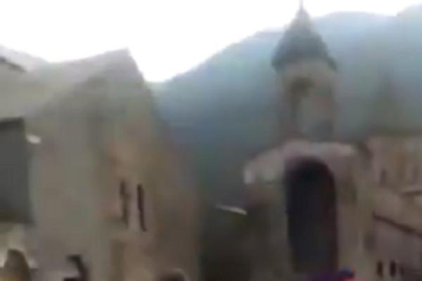 KAD SU RUSI TU, ZNA SE KO JE GLAVNI: Pravoslavnu crkvu niko ne sme da pipne, GLEDAJTE OVO! (VIDEO)