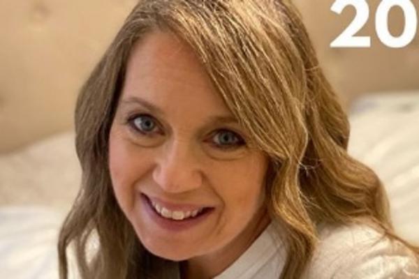 DA LI JE OVO NAJUVRNUTIJA PRIČA IKADA? Žena (51) RODILA sopstvenu UNUKU! Ceo svet je ŠOKIRAN OVIM! (FOTO)