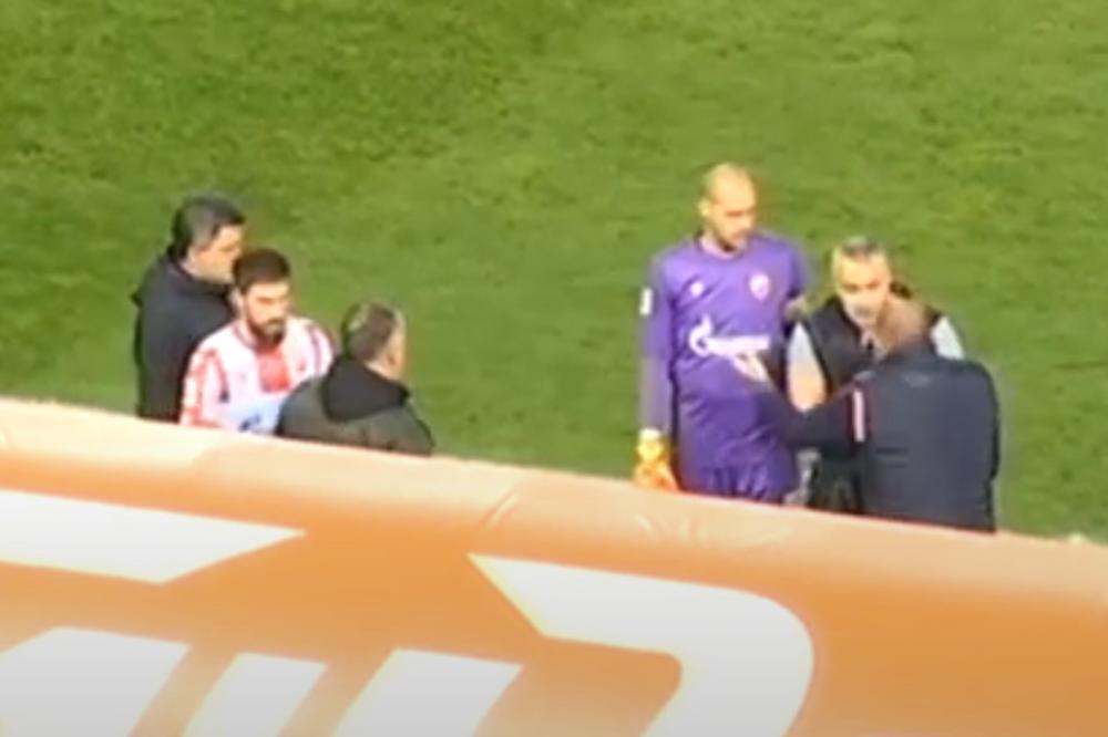VOĐA DELIJA UŠAO NA TEREN USRED UTAKMICE: Uputio je Stankoviću par reči, pa zajedno sa još par navijača otišao!