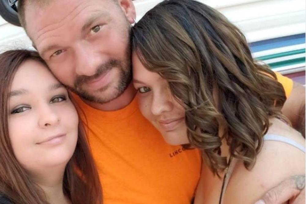 SESTRE SE TAKMIČILE KOJA ĆE PRVA DA ZAVEDE OCA: Pobednica je dobila BOLESNU NAGRADU!