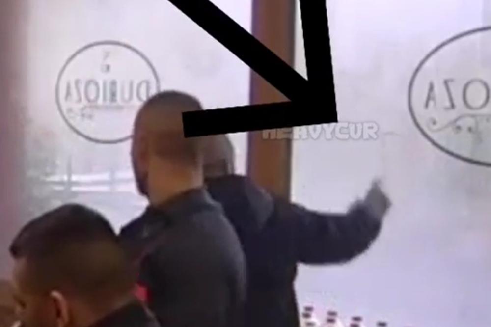 ZGROZIO GLEDAOCE! Vuk Mob u Zadruzi crtao KUKASTI KRST! (VIDEO)