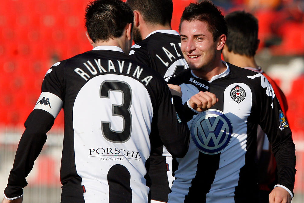 МUZIKA ZA UŠI PARTIZANOVCA: Rukavina Tošić i Obradović ponovo zajedno!