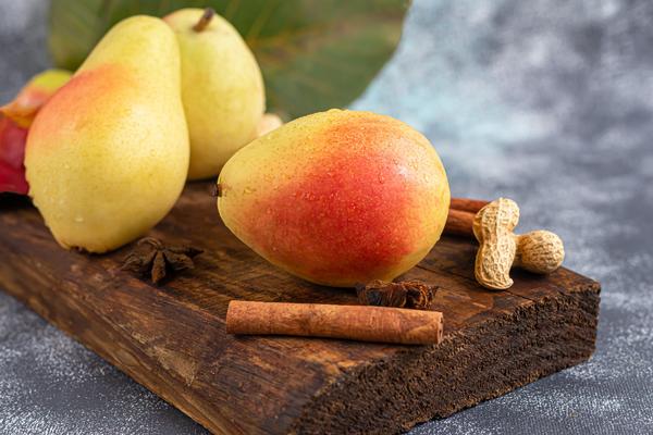 KAKO ZAŠTITI VOĆE OD MUVA? Ovaj trik će vam sigurno pomoći