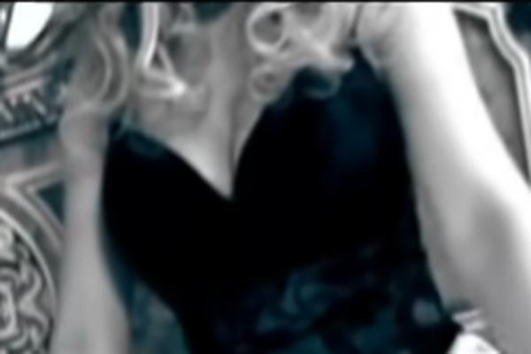 IZBAČENA NA ULICU POSLE SMRTI MUŽA! Rodila sina sa 17.godina, a danas OVAKO priča o svom nasledniku!