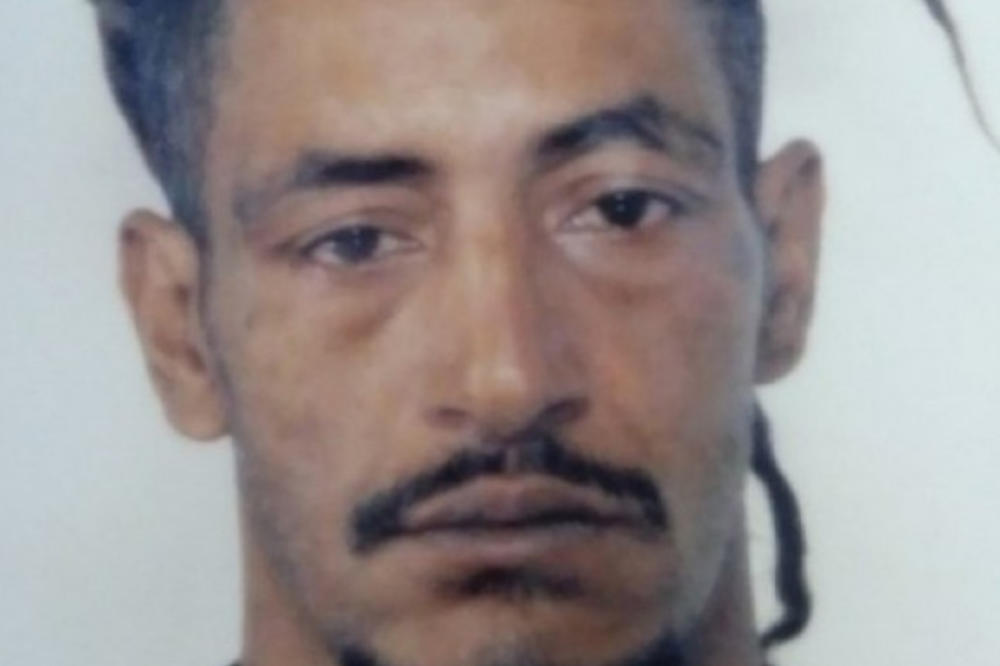 ON JE OSUMNJIČEN ZA BRUTALNO UBISTVO, AKO GA VIDITE, ZOVITE POLICIJU: Objavljena fogografija MAROKANCA