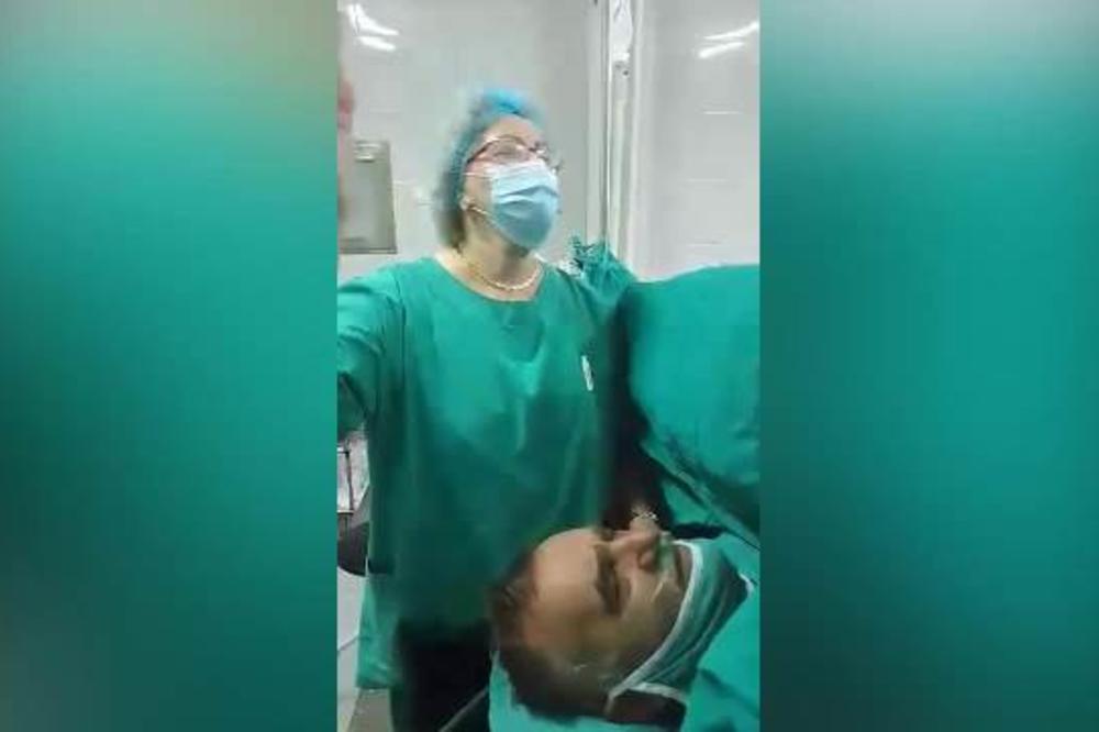 ŠOK SCENA IZ BOLNICE U PRIBOJU: Lekari i pacijent PEVAJU NARODNJAKE u OPERACIONOJ SALI (VIDEO)