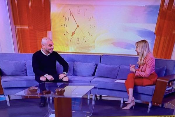 DUGOVI SU MI PORASLI, SAD SU PREKO MILION, JEL TREBA NEKO DA ME UBIJE ZBOG TOGA? Darko Lazić šokirao VODITELJKU