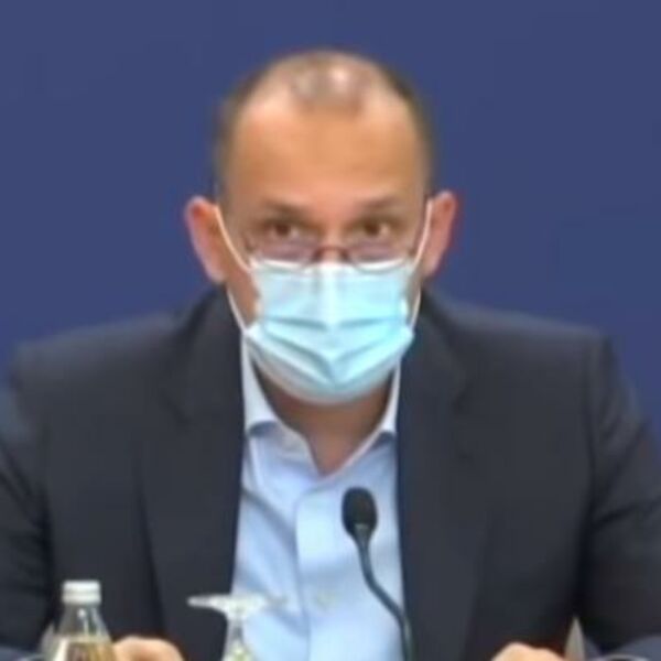 MINISTAR LONČAR SE REVAKCINISAO: Primio drugu dozu KINESKOG SINOFARMA