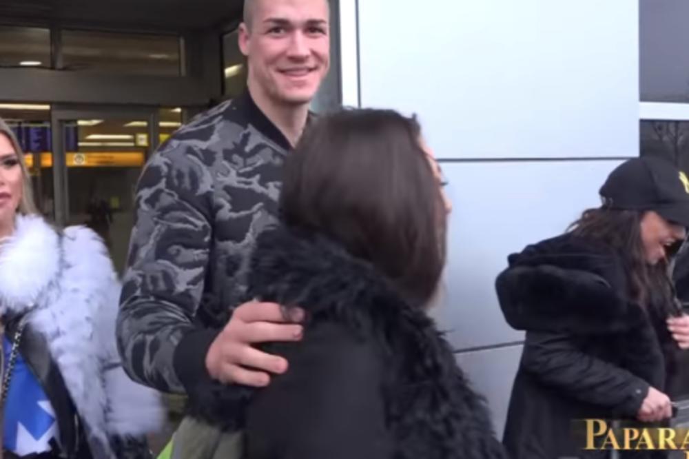 RAZOTKRIVEN BIVŠI SANJE VUČIĆ, SVE LAGAO! Isplivala fotka sa NOVOM DEVOJKOM U STRASTVENOM ZAGRLJAJU! (FOTO)