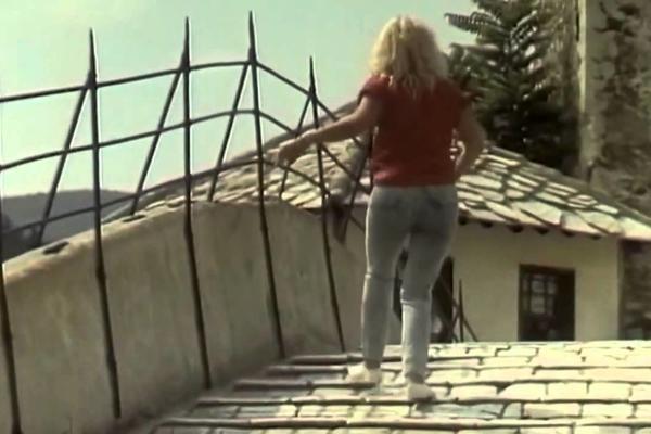 LEPA BRENA NIJE SKOČILA SA MOSTA U MOSTARU: Otkrivena dugo čuvana TAJNA!