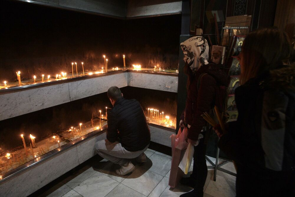 Vernici, Patrijarh Irinej, Sveće