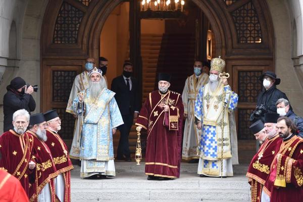 BIĆE POŠTOVANE SVE EPIDEMIOLOŠKE MERE: SPC se oglasila povodom sahrane upokojenog patrijarha Irineja!