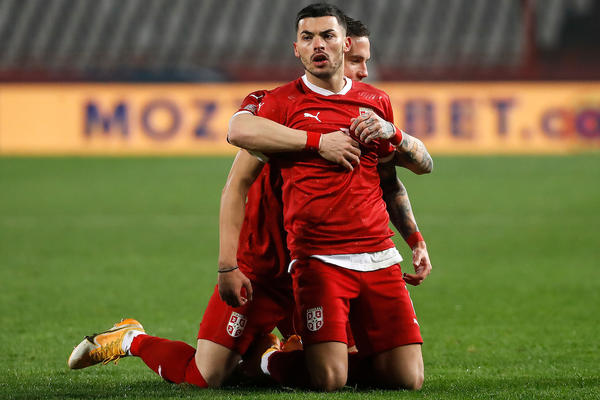 RASPUCAO SE JOVIĆ, PA I RADONJIĆ: Nemanja dao 2 gola za 2 minuta šampionu Turske! (VIDEO)