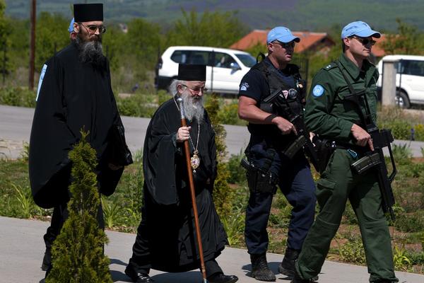 UMRO ARTEMIJE! Odlazak bivšeg VLADIKE SPC koji je raščinjen 2010. godine