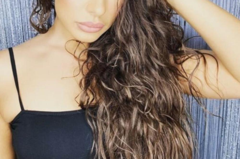 DANAS JE NAJPOZNATIJA PEVAČICA I PRAVA JE SEKS BOMBA: Govori ARAPSKI i još tri jezika, a oprobala se i kao GLUMICA