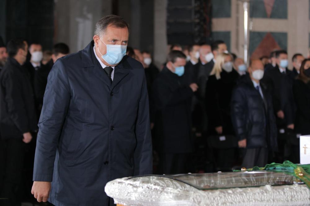 LEKARI NE ZNAJU ŠTA JE SA DODIKOM: Velika DRAMA, prebacuju ga u BEOGRAD?!