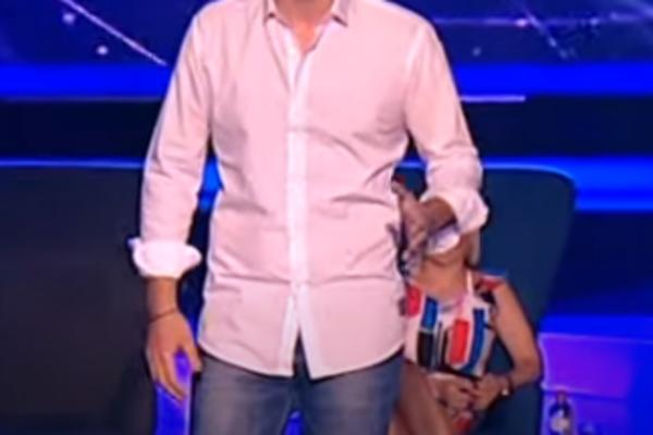 POZNATI PEVAČ PRELEŽAO KORONU, OPET MU SE VRATILA! Ne zna šta će!