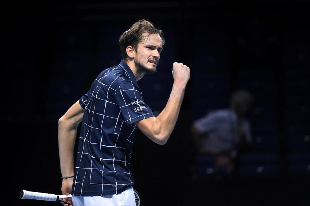 MEDVEDEV STAVIO TAČKU NA 2020. GODINU: Rus posle spektakla u finalu stigao do istorijskog uspeha!